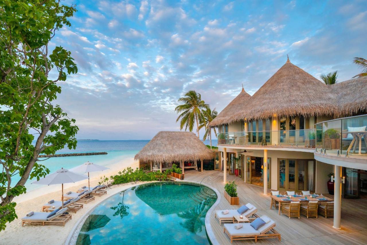Hotel The Nautilus Maldives Kamadhoo Exterior foto