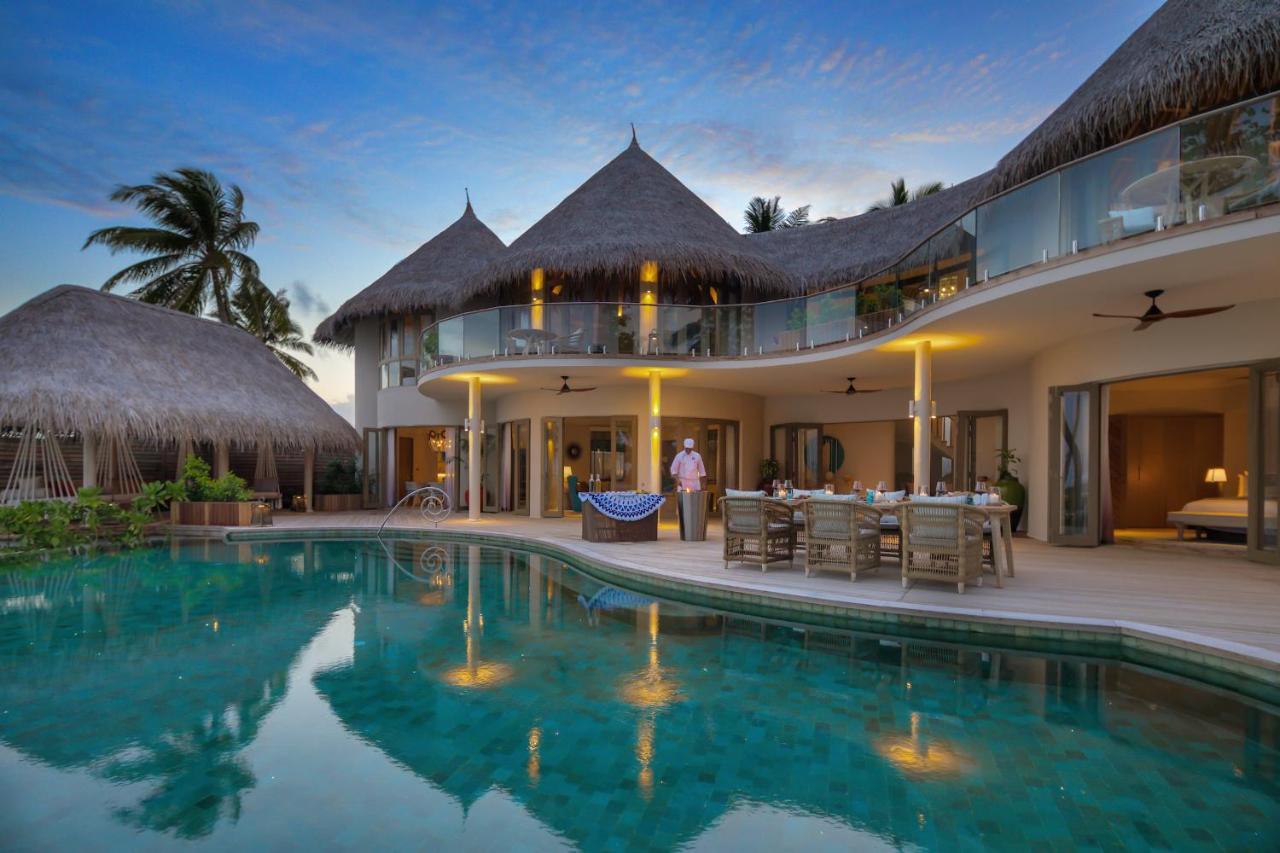 Hotel The Nautilus Maldives Kamadhoo Exterior foto