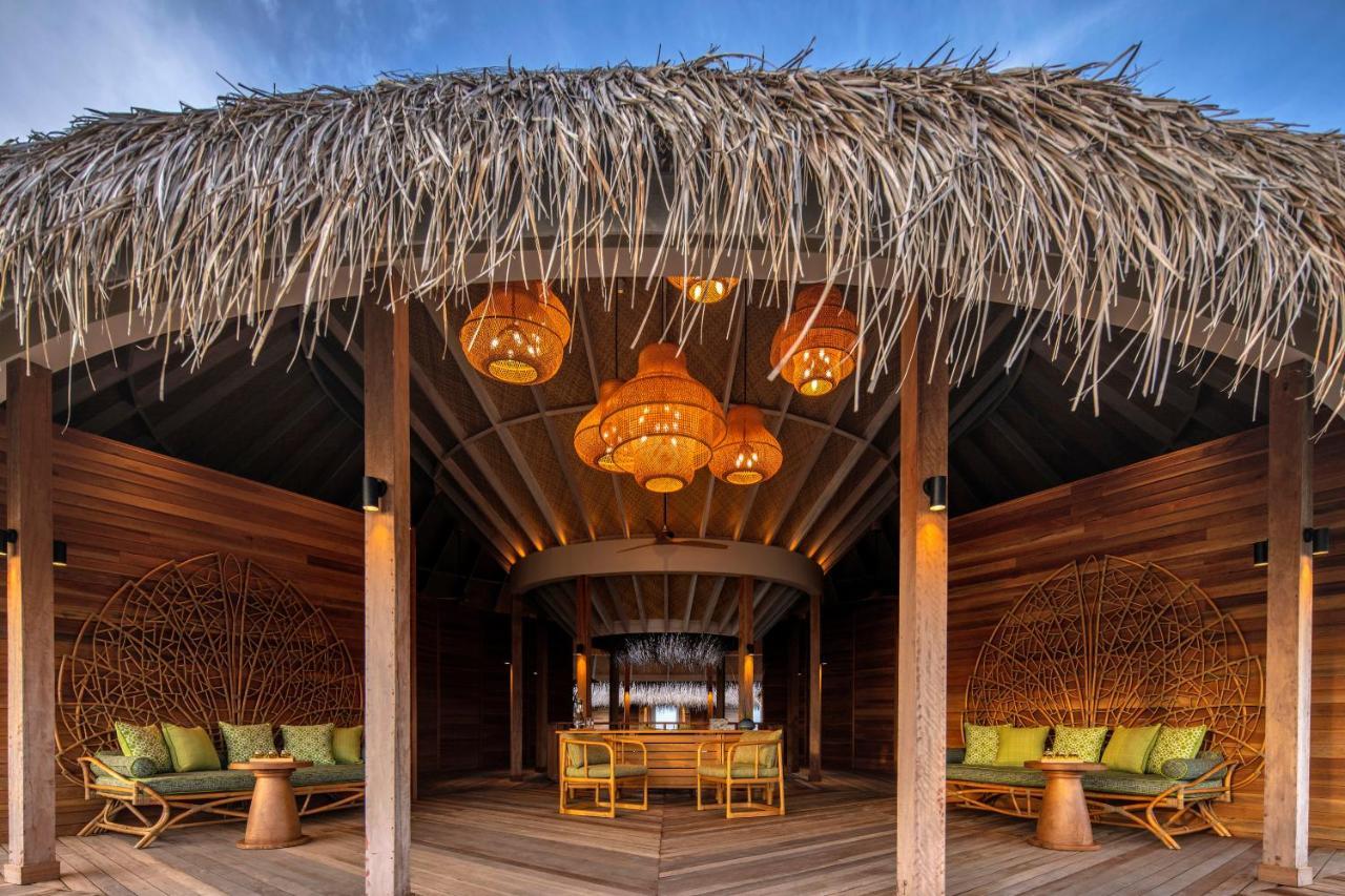 Hotel The Nautilus Maldives Kamadhoo Exterior foto