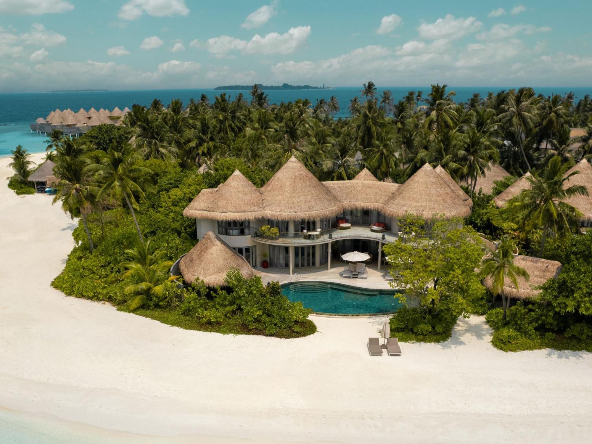 Hotel The Nautilus Maldives Kamadhoo Exterior foto