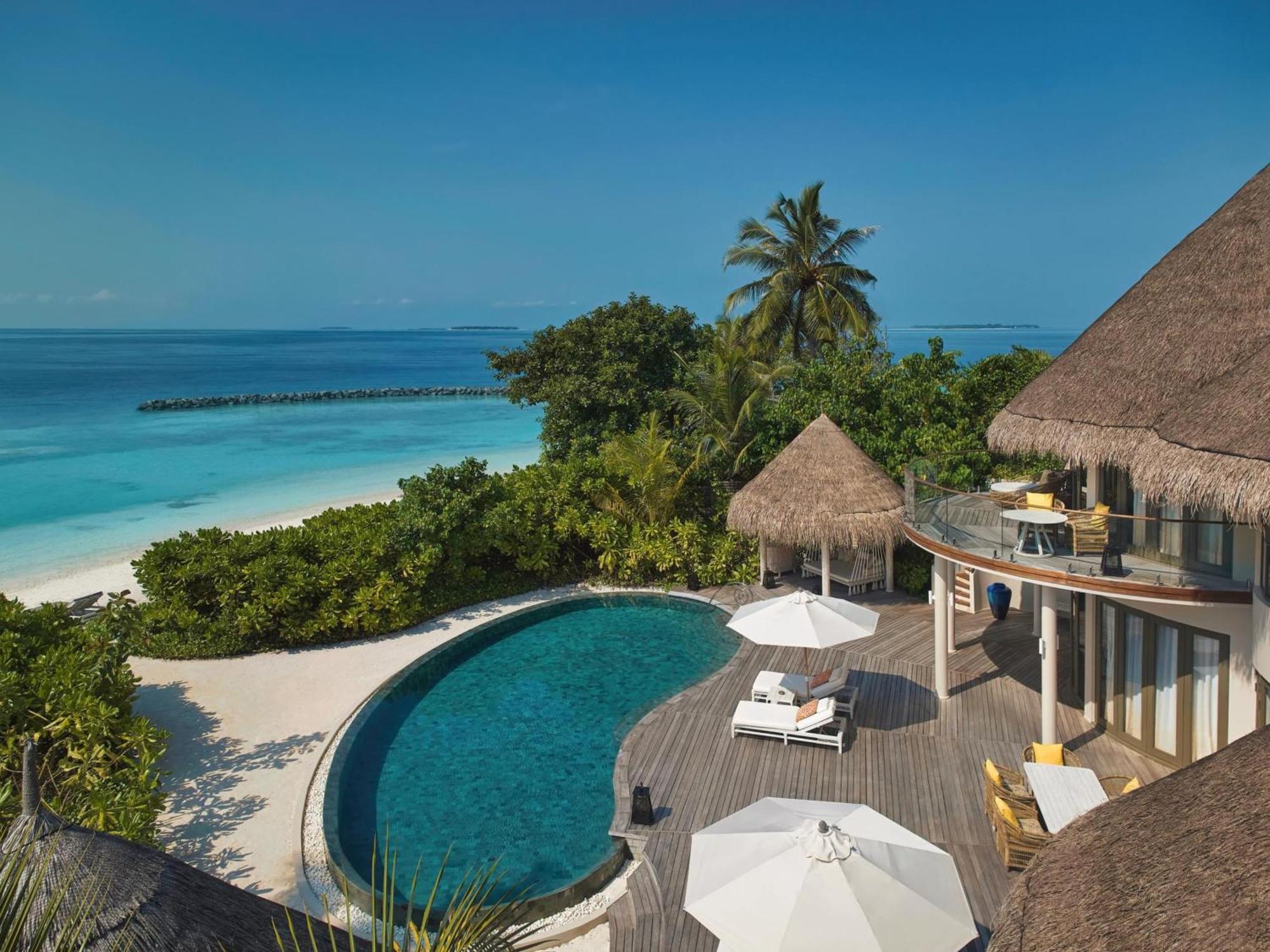 Hotel The Nautilus Maldives Kamadhoo Exterior foto