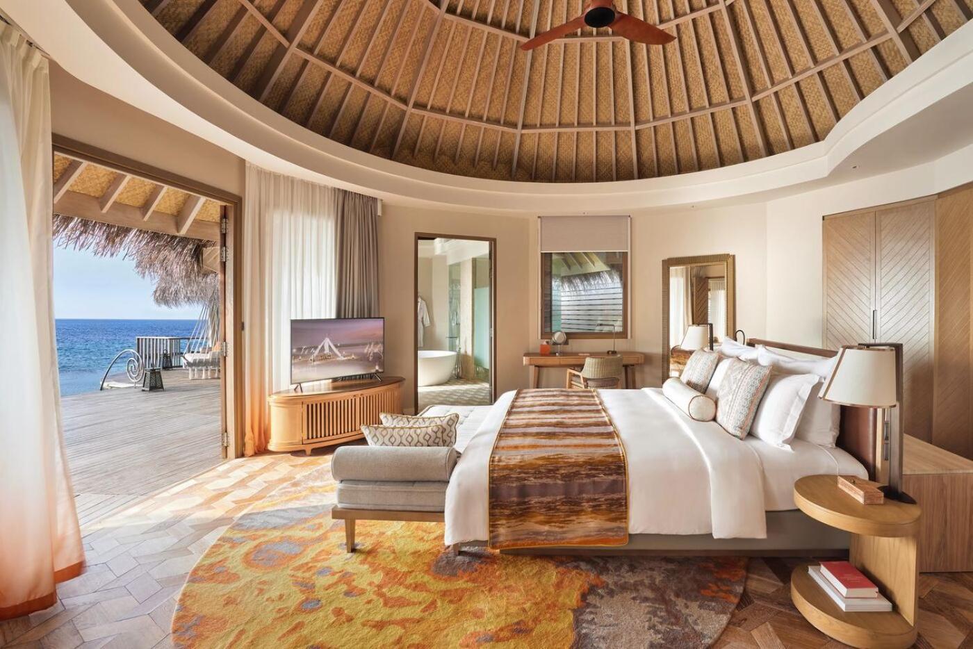 Hotel The Nautilus Maldives Kamadhoo Exterior foto